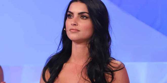 Uomini e Donne anticipazioni, Teresa Langella in lacrime per Andrea Dal Corso