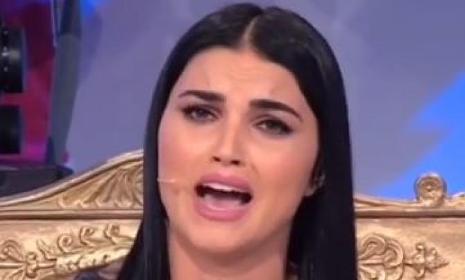 Uomini e Donne anticipazioni: Teresa Langella in lacrime per Antonio Moriconi