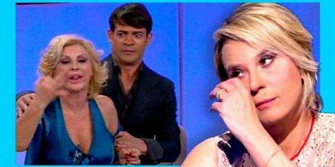 Anticipazioni Uomini e Donne, Tina Cipollari cacciata da Maria De Filippi?