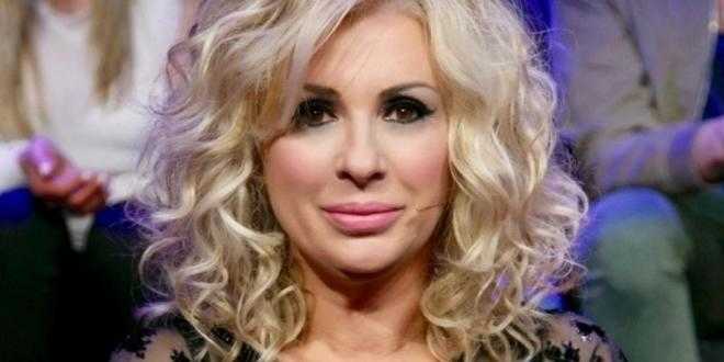 Uomini e Donne news, Tina Cipollari e Mario Serpa contro Giulia De Lellis