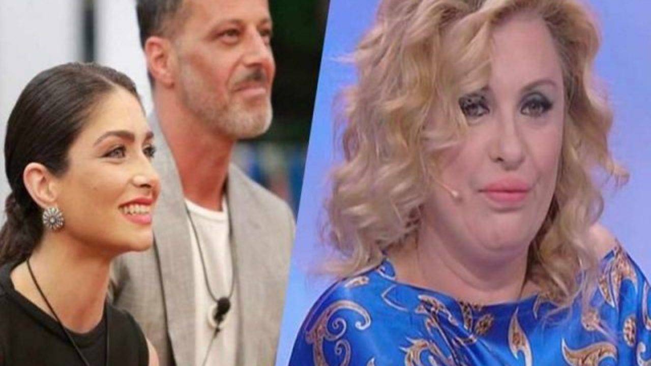 Uomini e Donne gossip, Tina Cipollari furiosa sul web: manipola il figlio Francesco?