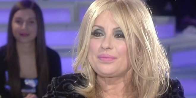 Uomini e Donne gossip, Tina ingrassata: l’amica svela il vero motivo