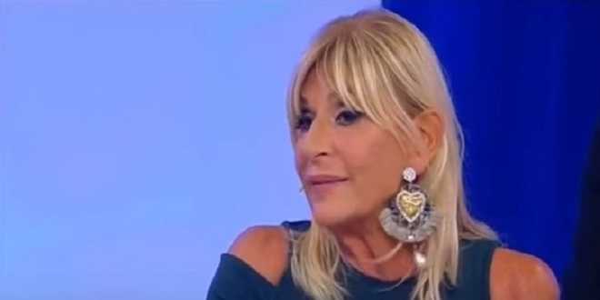 Uomini e Donne gossip, trono over: Gemma Galgani e il segreto sul suo fisico