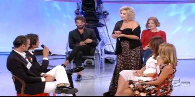Gossip Uomini e Donne, trono over: retroscena a luci rosse e denunce in arrivo