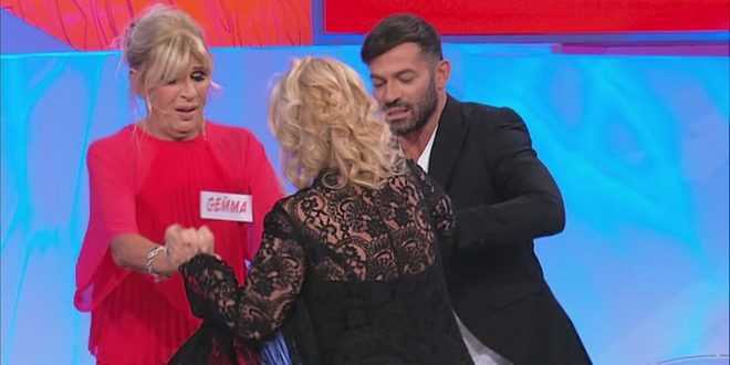 Uomini e Donne over, anticipazioni oggi: discussioni e litigi