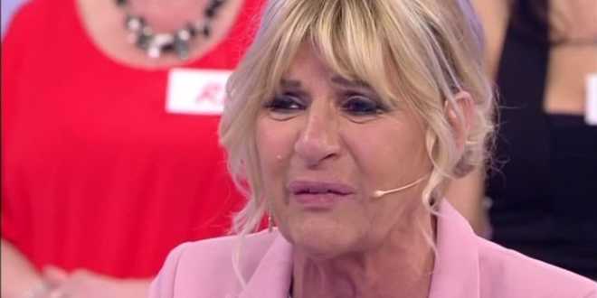 Uomini e Donne anticipazioni: Maria De Filippi vuole cacciare Gemma Galgani? Gira voce che…