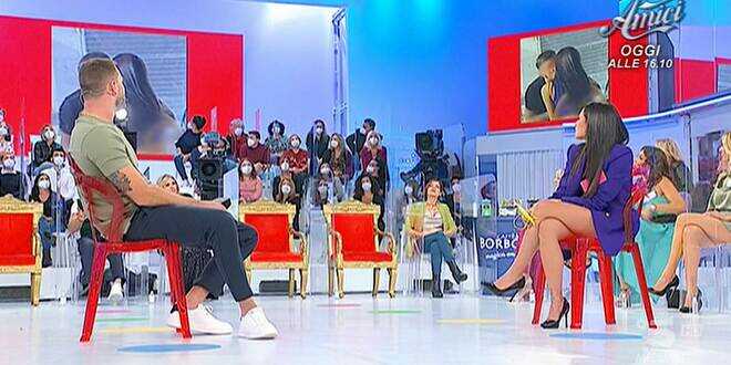 Uomini e Donne anticipazioni, registrazione venerdì 6 gennaio 2023: i nuovi tronisti