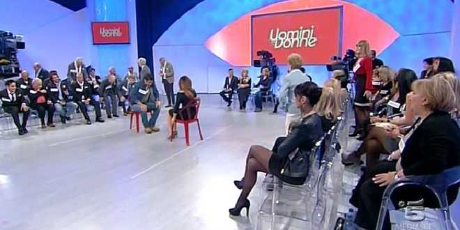 Uomini e Donne Anticipazioni, Trono Over: gli appuntamenti con dame e cavalieri.