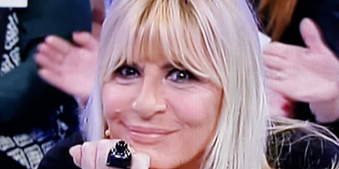 Uomini e Donne gossip: auguri di San Valentino speciali per Gemma, ecco chi li manda