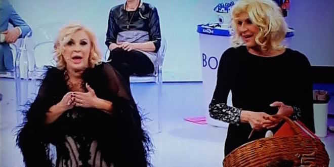 Uomini e Donne gossip: lite nei camerini per Tina e Gemma, le due vengono alle mani?
