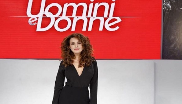 Uomini e Donne gossip, Sara Affi Fella fa una clamorosa rivelazione sui suoi fidanzati