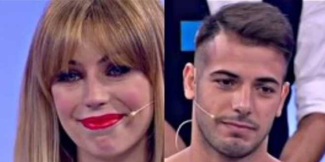 Uomini e Donne news: Aldo Palmeri vuole rassicurare una nuova fiamma? Maria De Filippi e il suo strano comportamento