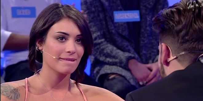 Uomini e Donne news: Amedeo Barbato fuori controllo, insulti gravissimi contro una ex corteggiatrice
