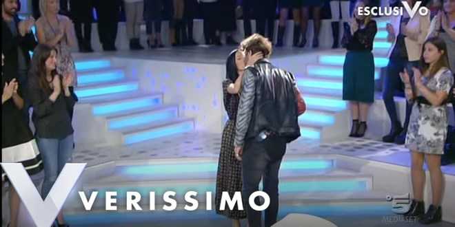 Uomini e Donne news: Andrea e Giulia escono allo scoperto, l’avvistamento in un ospedale