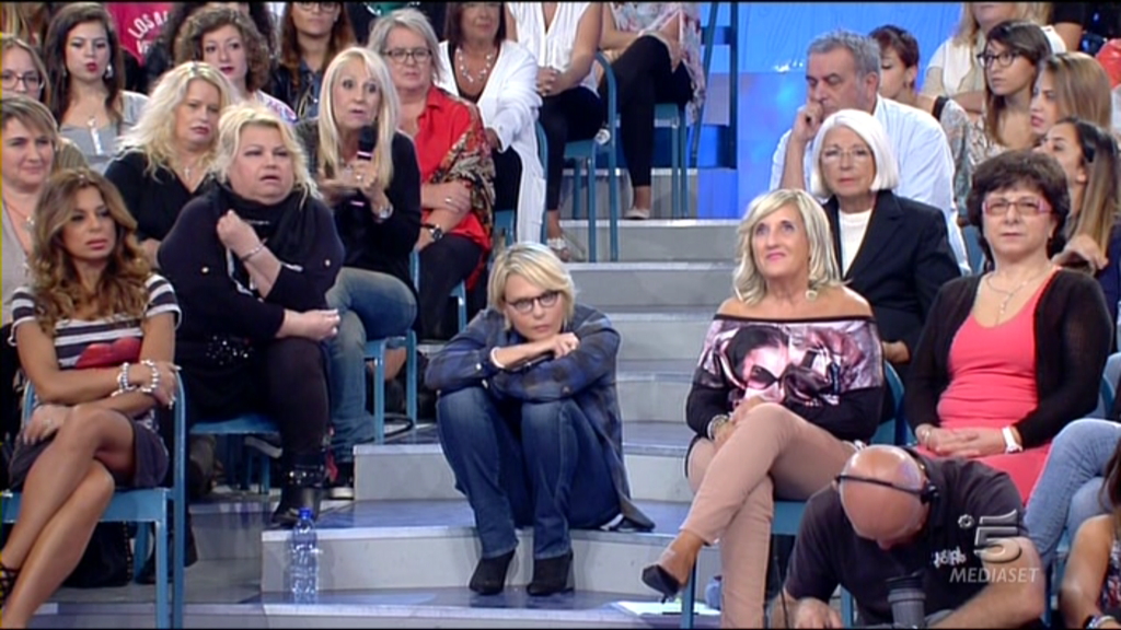 Uomini e Donne news: dopo la prima settimana, il più seguito è il trono…
