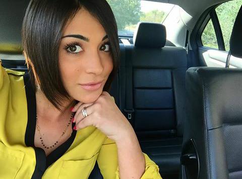 Uomini e Donne news: Fabiola crea scompiglio tra i tronisti, Loretta si arrabbia e Sophia…