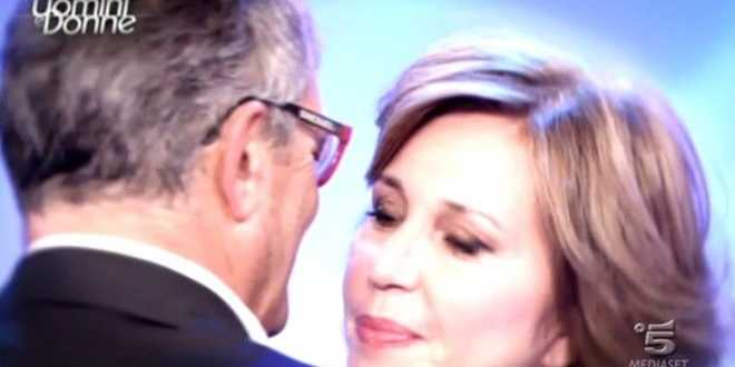 Uomini e Donne news, il dolore di Rossella per la morte della figlia: “Eravamo felici!”
