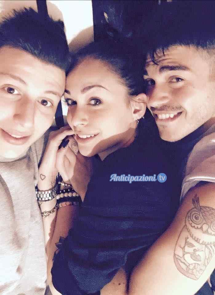 Uomini e Donne news: il web contro Valentina, tronista troppo “disinibita”