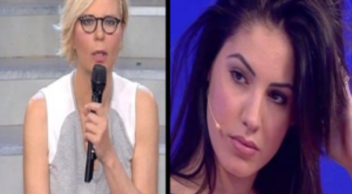 Uomini e Donne news: Maria De Filippi infuriata con Giulia De Lellis, la corteggiatrice scrive su Instagram