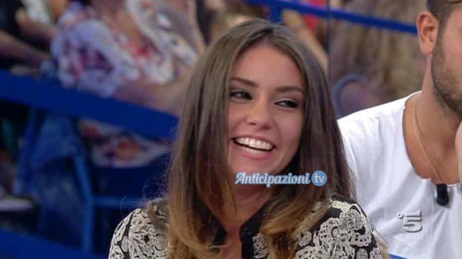 Uomini e Donne news: martedì 17 febbraio 2015, Sharon Bergonzi verrà intervistata in radio