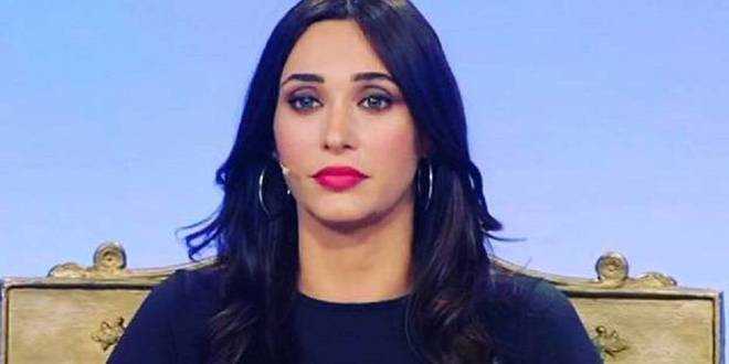 Uomini e donne news: Nicole ha tradito Fabio? Sonia Lorenzini annuncia un bebè?