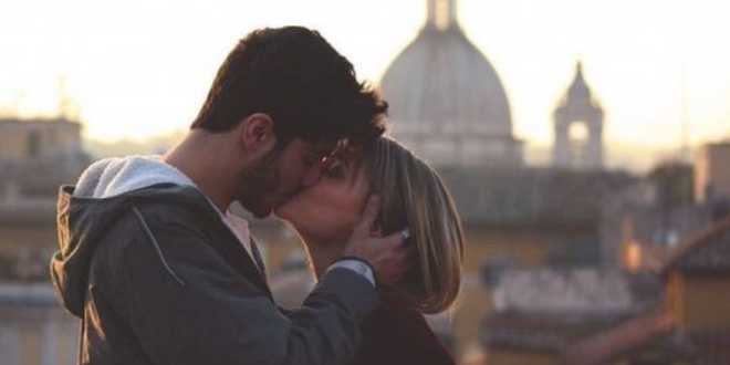 Uomini e Donne news: Riccardo e Camilla escono allo scoperto, i retroscena e i commenti