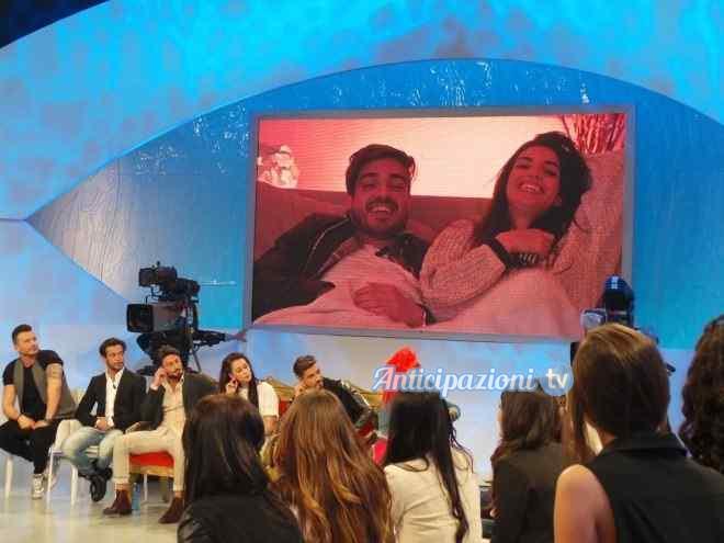 Uomini e Donne news: Silvia e Nicole, l’atteggiamento inspiegabile di Fabio