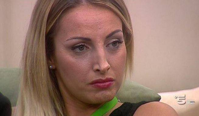Uomini e Donne news, Tina si prepara a ostacolare Rossella: ecco cos’hanno tagliato della puntata!