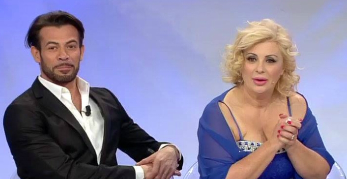 Uomini e Donne news: una nuova opinionista potrebbe affiancare Gianni e Tina