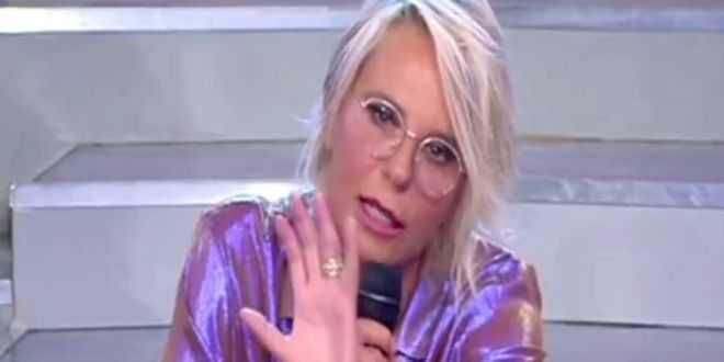 Uomini e Donne news, una tronista sta per essere cacciata? È bufera