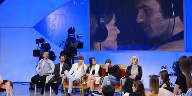Uomini e Donne trono classico: domani si registra, anticipazioni esclusive sulle esterne!