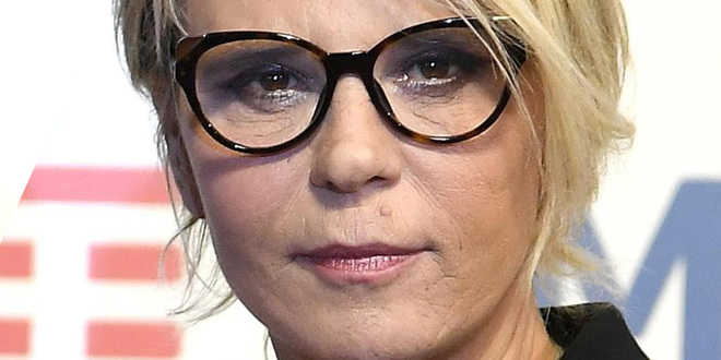 Urla incredibili dal camerino di Maria De Filippi!