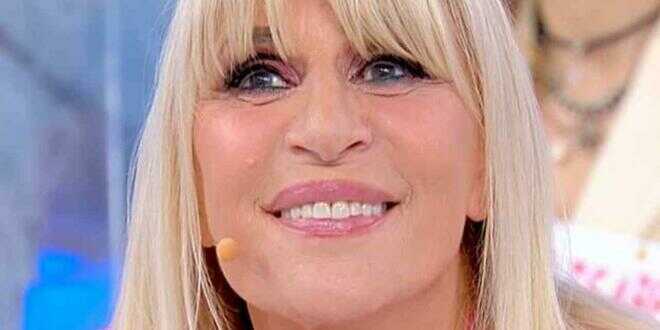 Uomini e Donne, vacanze top secret per Gemma Galgani: dove si troverebbe