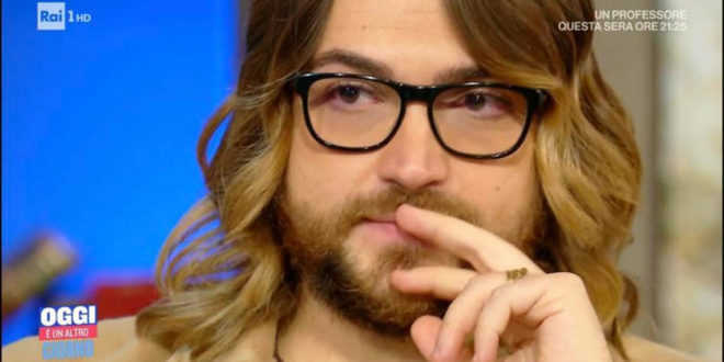 Amici, Valerio Scanu cambia lavoro: per lui una carriera di avvocato