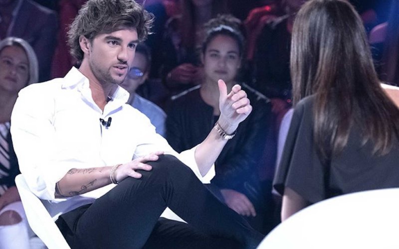 Verissimo, Andrea Damante replica a Giulia De Lellis: “Nel libro tante bugie”