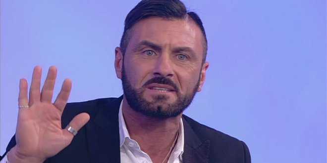 Temptation Island Vip, avvistato Sossio: assieme a lui c’è…