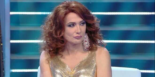 Vladimir Luxuria dovrà rispettare regole ferree sull’abbigliamento: il retroscena