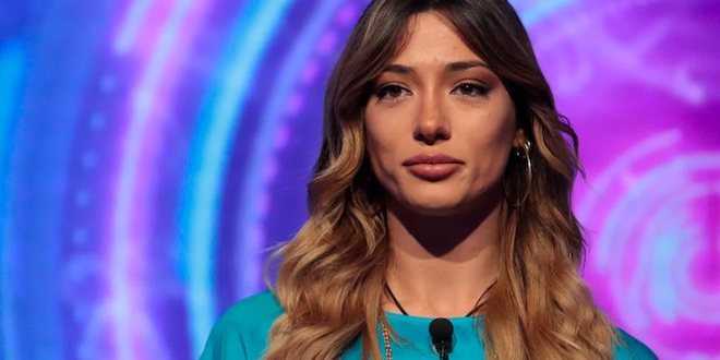 GF Vip, web in rivolta chiede l’eliminazione di Soleil: la dura reazione degli autori