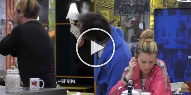 Grande Fratello Vip 2020, Patrick Pugliese ci ricasca e vomita davanti a tutti