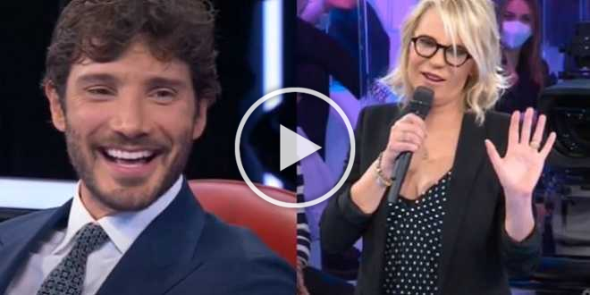 Amici 2021, la battuta di Maria De Filippi fa arrabbiare il web
