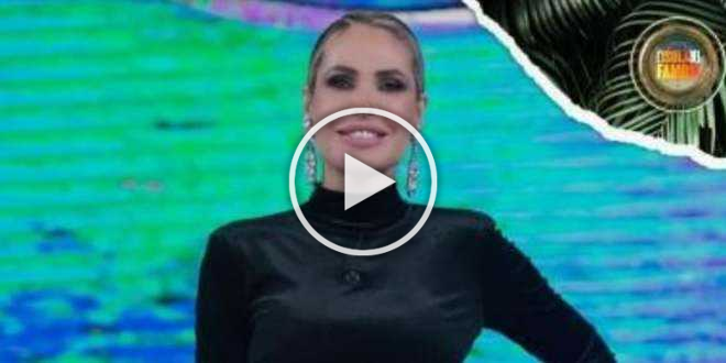 Isola dei Famosi 2021, due naufraghe si dichiarano guerra a causa di un ex in comune