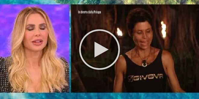Isola dei famosi 2021, Isolde Kostner snobbata da Ilary Blasi: scoppia la protesta social!