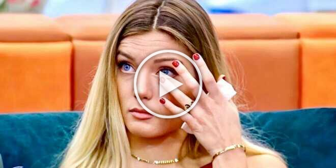 Grande Fratello 2023, il crollo di Anita Olivieri: le lacrime e il fuori onda contro Alfonso Signorini