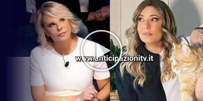 Temptation Island 2023: Selvaggia Lucarelli rivolge uno strano e duro messaggio a Maria De Filippi