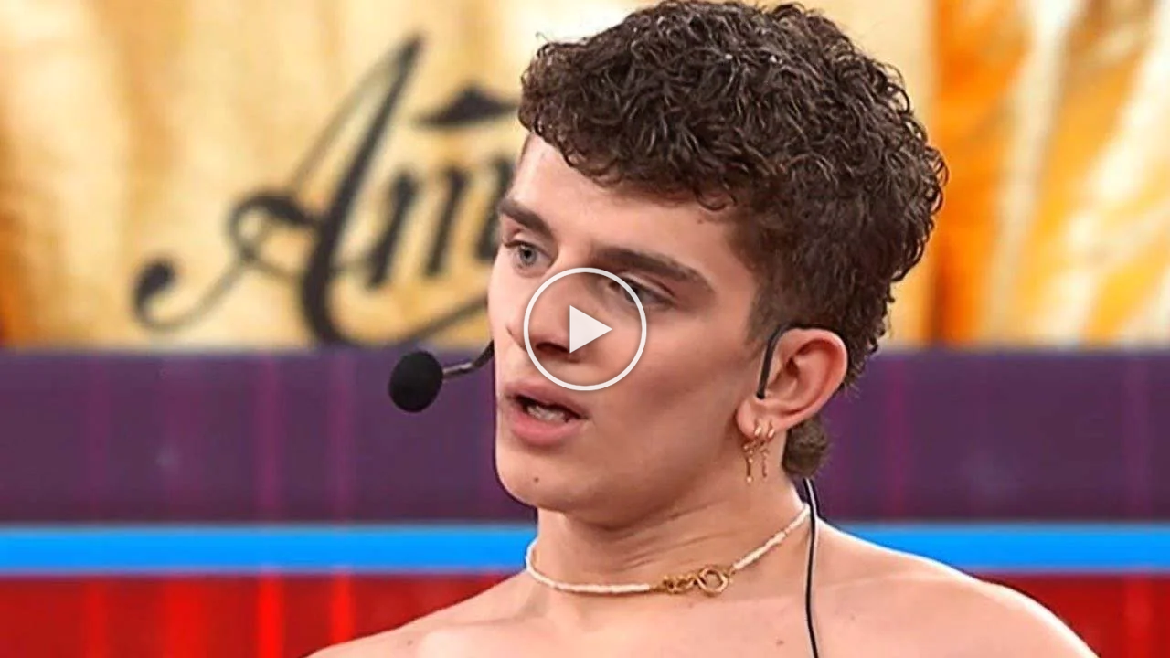 Amici 21, la commovente lettera di Dario dopo l’eliminazione: la dedica a Sissi e alla Peparini