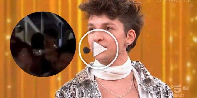 Amici 21, Luigi Strangis è fidanzato? La foto del bacio dopo la finale
