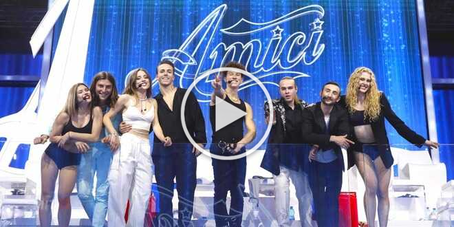 Amici 22, annullata la registrazione della semifinale: sabato sera il talent torna in diretta?