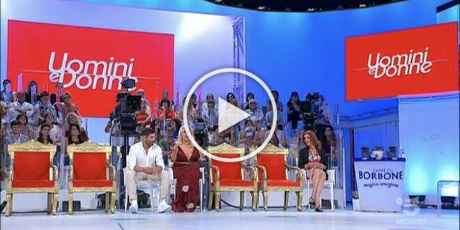 Uomini e Donne, registrazione 22 aprile 2023: Armando e Riccardo vengono alle mani