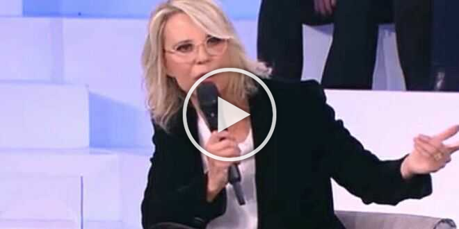 Amici 22, Maria De Filippi mai così furiosa: allievi spaventati