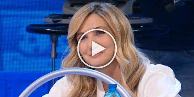 Amici 22, Lorella Cuccarini svela se va via o resta: il punto sui professori